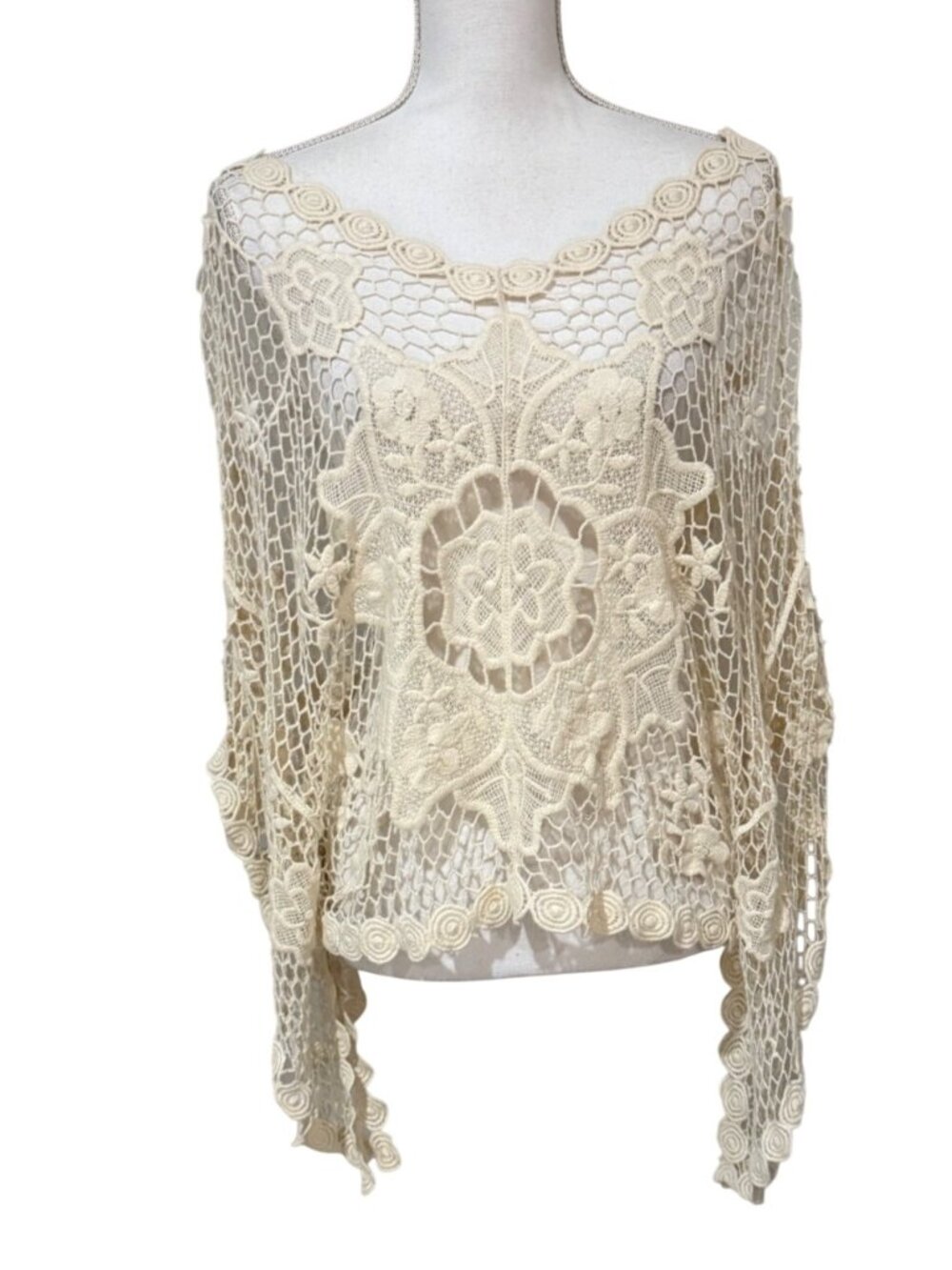 Muche et Muchette Shawl Poncho Boho Ivory Cream Crochet Cotton Top One Size